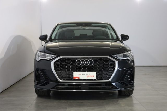 AUDI Q3 35 TDI S tronic Immagine 1