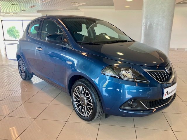 LANCIA Ypsilon 1.0 FireFly 5 porte S&S Hybrid PREZZO REALE !! Immagine 0