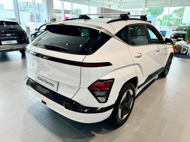 HYUNDAI Kona EV 48.4 KWh XLine Immagine 4