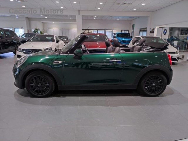 MINI Mini 1.5 One Hype Cabrio Immagine 1