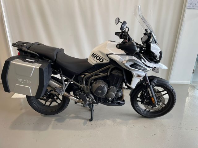 TRIUMPH Tiger 1200 XRt TIGER 1200 Immagine 1