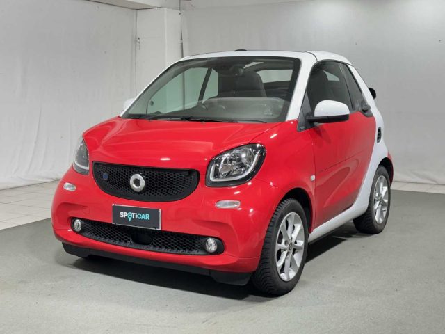 SMART ForTwo EQ cabrio Passion Immagine 0