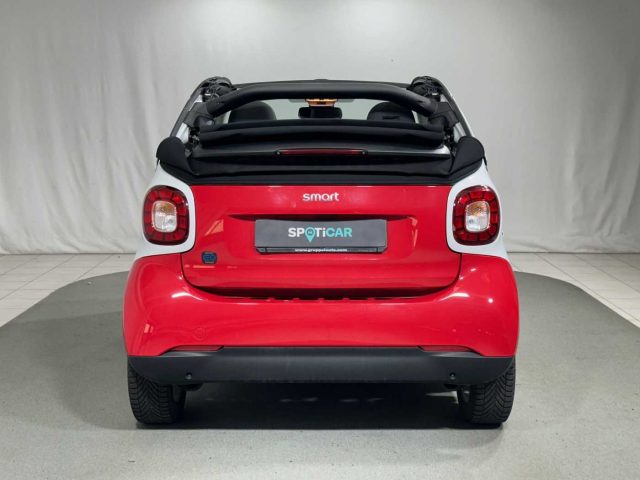 SMART ForTwo EQ cabrio Passion Immagine 3