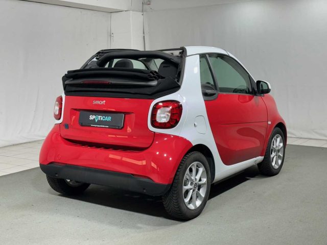 SMART ForTwo EQ cabrio Passion Immagine 4