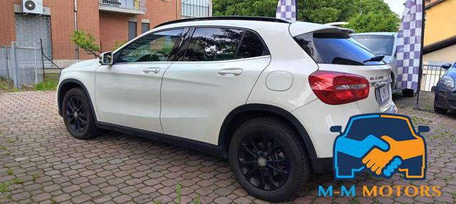 MERCEDES-BENZ GLA 200 CDI Premium Immagine 2