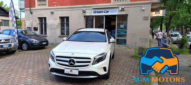 MERCEDES-BENZ GLA 200 CDI Premium Immagine 1