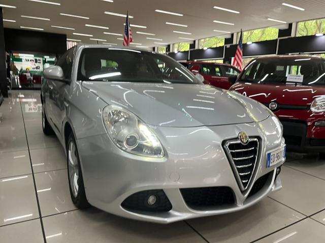 ALFA ROMEO Giulietta 1.4 Turbo MultiAir Distinctive prezzo vero Immagine 0