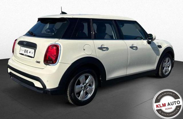 MINI Cooper 1.5  5 porte automatica + vari modelli Immagine 3