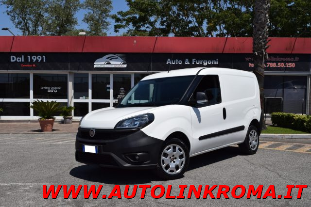 FIAT Doblo Cargo 1.4 Natural Power 3 Posti Lounge 120CV Immagine 1