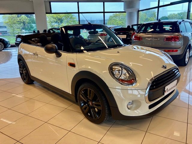 MINI Mini 1.5 One Cabrio NAVIG Km 41680 PREZZO REALE!! Immagine 2