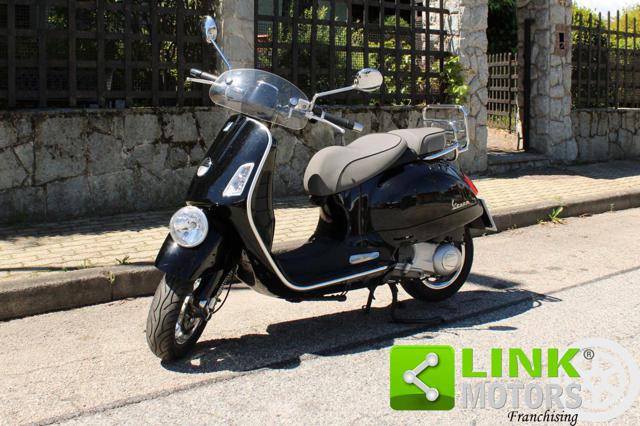 PIAGGIO Vespa 300 GTV ie Serie Speciale Via Montenapoleone Immagine 0