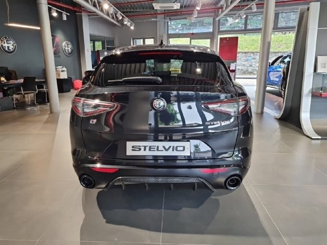 ALFA ROMEO Stelvio MY23 2000 BZ 280CV VELOCE - ANCHE A NOLEGGIO Immagine 4