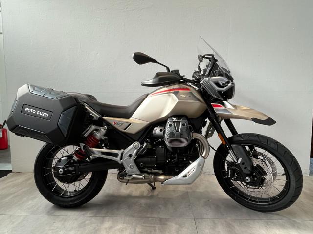 MOTO GUZZI V85 TT TRAVEL E5+ Immagine 0