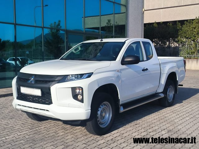 MITSUBISHI L200 2.3 D Double Cab 4x4 Hurricane Immagine 1