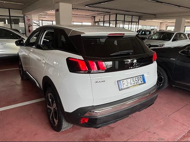 PEUGEOT 3008 1.6 BlueHDi 120cv Allure EAT S&S Immagine 4