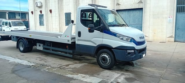 IVECO Daily carroattrezzi  70 Immagine 1