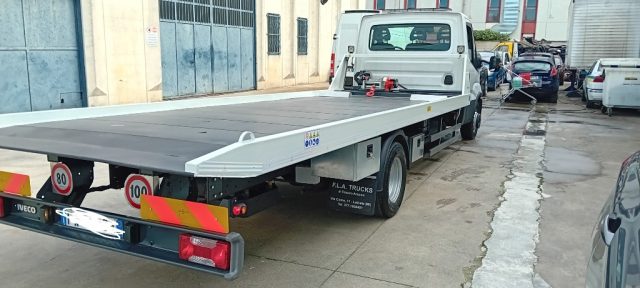 IVECO Daily carroattrezzi  70 Immagine 3