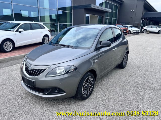 LANCIA Ypsilon 1.0 FireFly 5 porte S&S Hybrid Platino Immagine 0