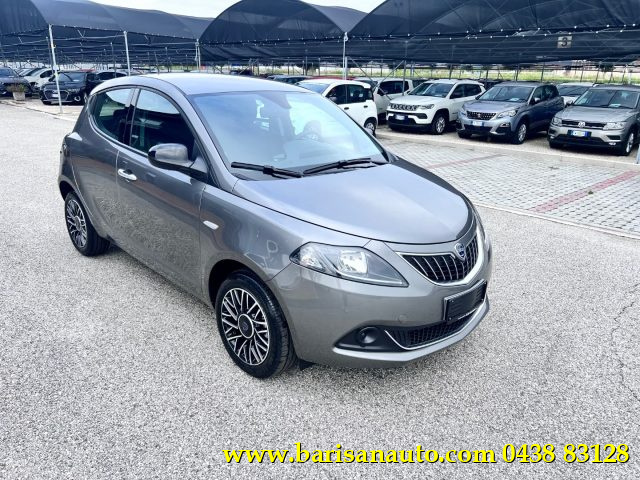 LANCIA Ypsilon 1.0 FireFly 5 porte S&S Hybrid Platino Immagine 1