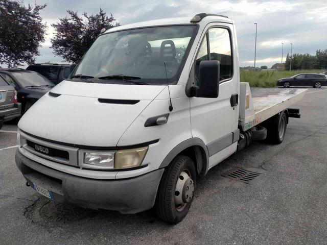 IVECO Daily CARROATTREZZI PATENTE B. Immagine 0