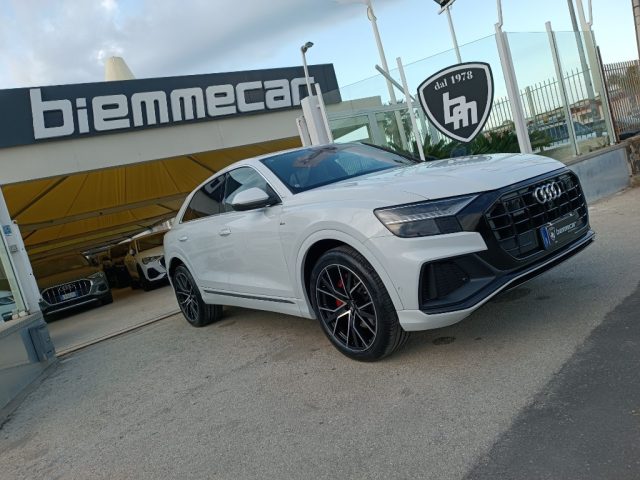 AUDI Q8 50 TDI 286 CV quattro tiptronic Sport  S-Line  I.E Immagine 0