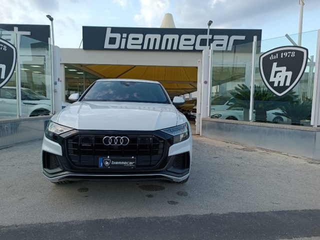 AUDI Q8 50 TDI 286 CV quattro tiptronic Sport  S-Line  I.E Immagine 2