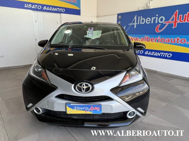 TOYOTA Aygo 1.0 VVT-i 69 CV 5 porte x-play Immagine 1