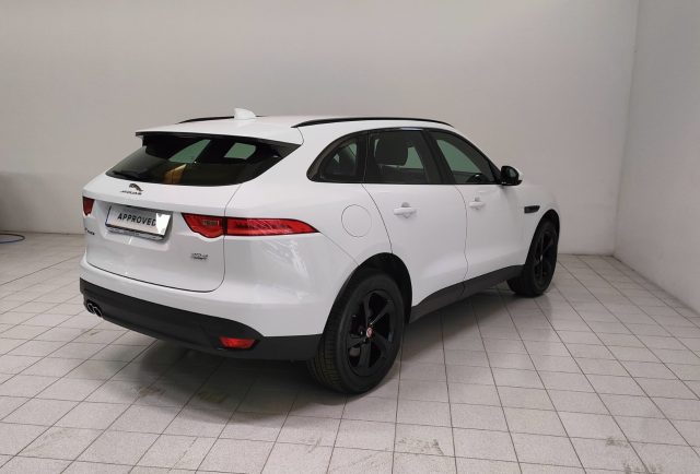 JAGUAR F-Pace 2.0 D 180 CV AWD aut. Prestige IVA ESPOSTA Immagine 1