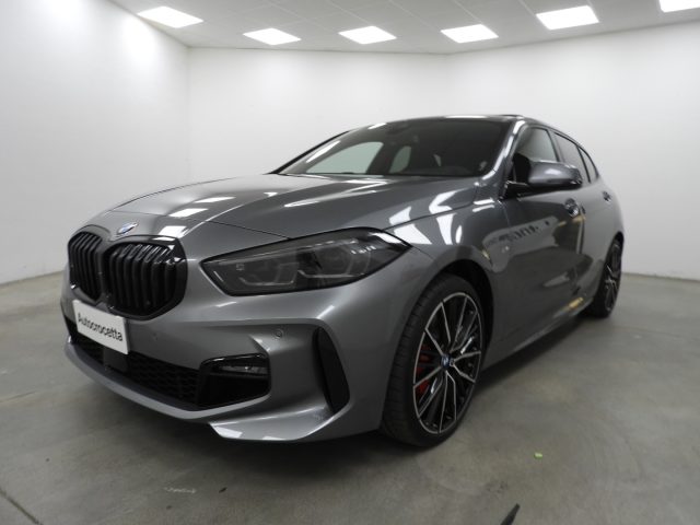 BMW 120 d xDrive 5p. Msport Immagine 0