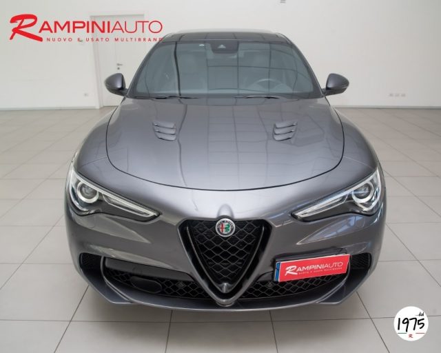 ALFA ROMEO Stelvio 2.9 Bi-Turbo V6 510 CV AT8 Quadrifoglio CARBOCERAM Immagine 1