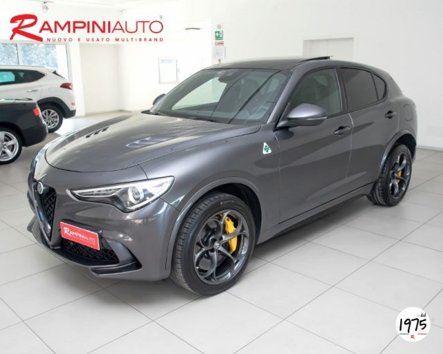 ALFA ROMEO Stelvio 2.9 Bi-Turbo V6 510 CV AT8 Quadrifoglio CARBOCERAM Immagine 0