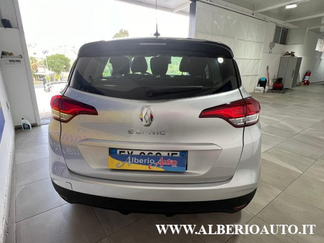 RENAULT Scenic Scénic Blue dCi 120 CV Business Immagine 4