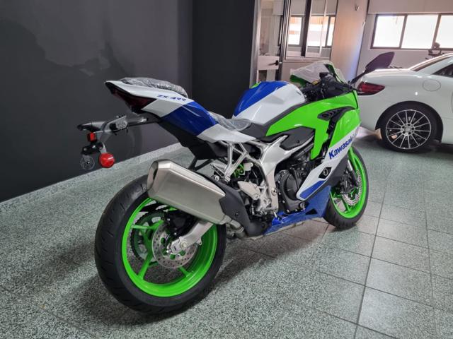 KAWASAKI Ninja ZX-4RR 40th anniversary Immagine 2