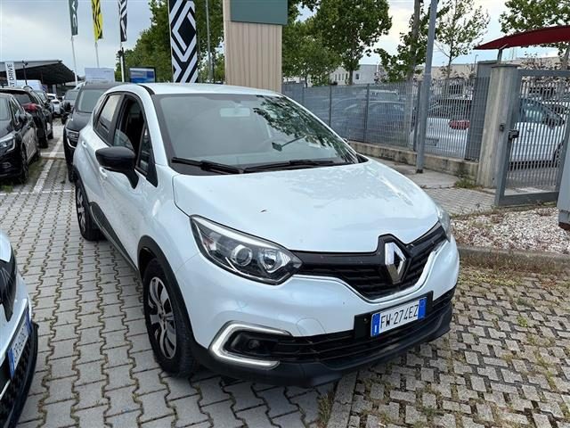 RENAULT Captur 1.5 dCi Energy 90cv Sport Edition Immagine 2