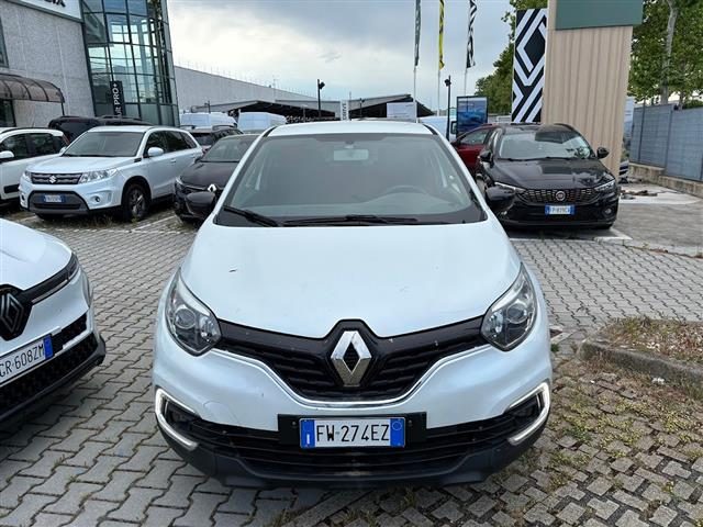 RENAULT Captur 1.5 dCi Energy 90cv Sport Edition Immagine 3