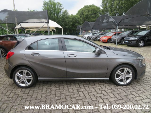 MERCEDES-BENZ A 180 d 110cv AUTOMATIC SPORT - NAVIGATORE - C.LEGA 17'' Immagine 4