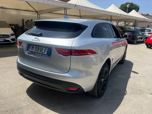 JAGUAR F-Pace 2.0 D 180 CV aut. R-SPORT Immagine 3