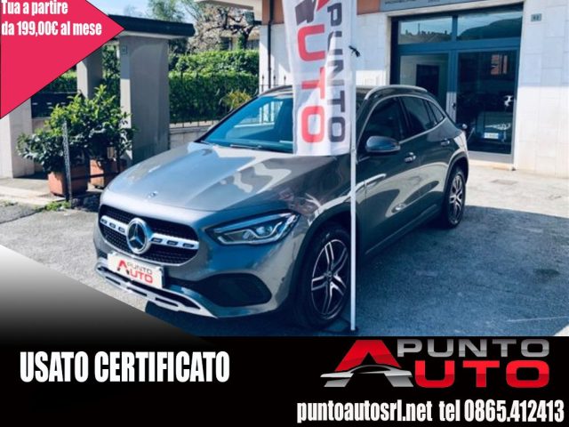 MERCEDES-BENZ GLA 200 d Automatic Business Extra TETTO Immagine 0