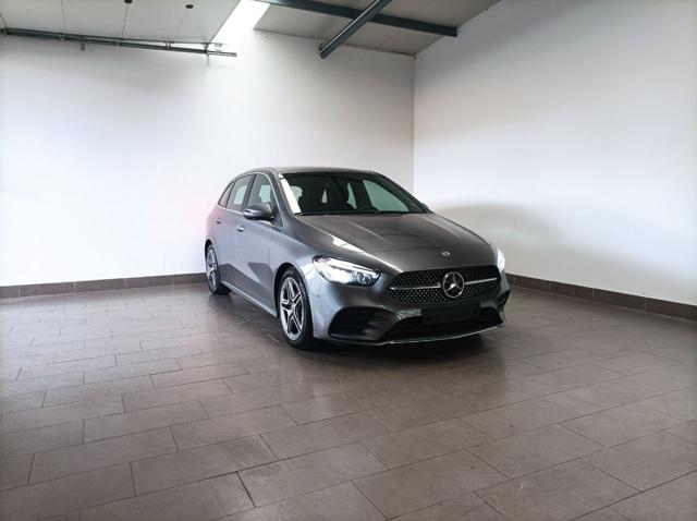 MERCEDES-BENZ B 180 d Automatic Premium AMG Line Immagine 0