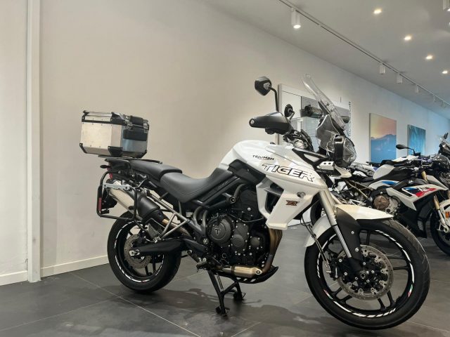 TRIUMPH Tiger 800 XRt PER COMMERCIANTI Immagine 4