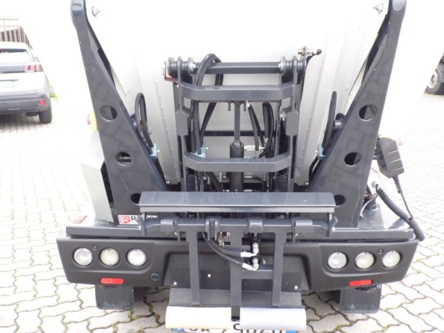 PIAGGIO PORTER CABINATO ELECTRIC-POWER RACCOLTA - foto 16