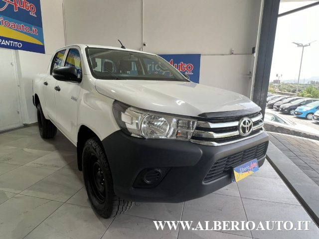 TOYOTA Hilux 2.4 D-4D 4WD 4 porte Double Cab Comfort Immagine 1