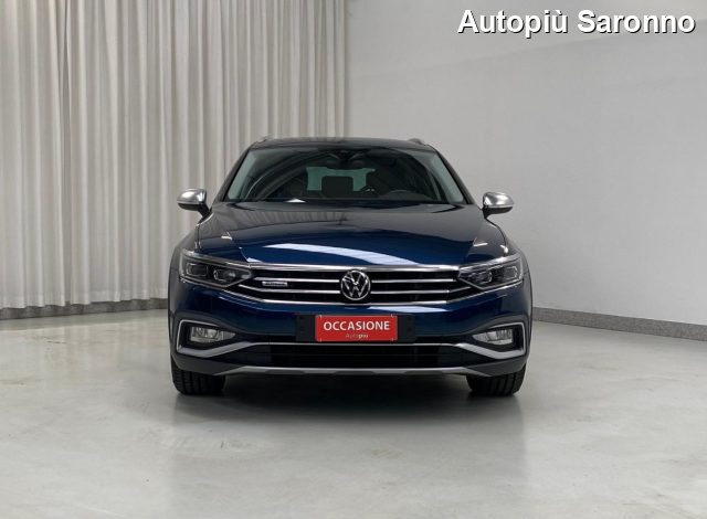 VOLKSWAGEN Passat Alltrack 2.0 TDI 200 CV 4MOTION DSG Immagine 2