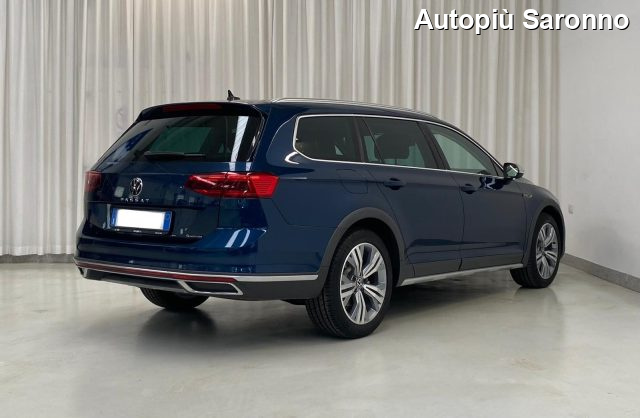 VOLKSWAGEN Passat Alltrack 2.0 TDI 200 CV 4MOTION DSG Immagine 4