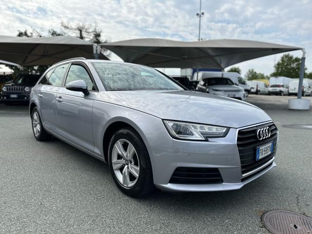 AUDI A4 Avant 2.0 TDI 150 CV ultra S tronic Business Immagine 0