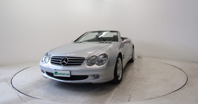 MERCEDES-BENZ SL 500 cat V8 Cabrio Aut. * PELLE * Immagine 2