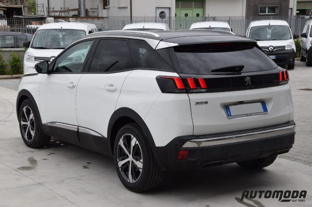 PEUGEOT 3008 1.5 BlueHdi Allure 130CV Immagine 3