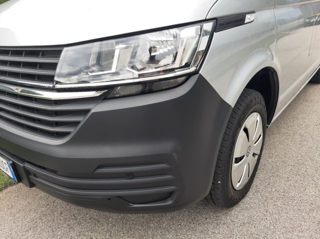 VOLKSWAGEN Transporter 2.0 TDI 110CV PC Kombi Business - 9 Posti - Immagine 1