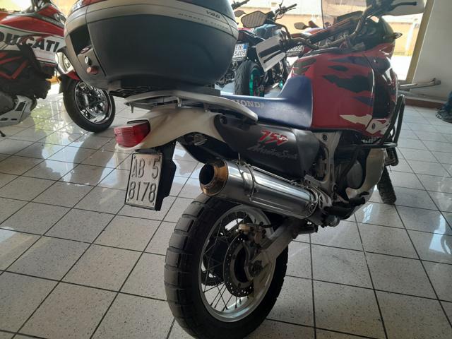 HONDA Africa Twin XRV 750 RD07 Immagine 1