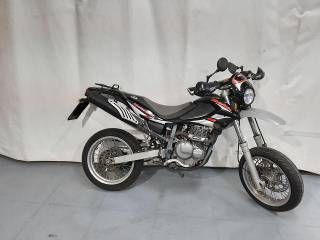 BETAMOTOR Motard 4.0 2005 Immagine 0